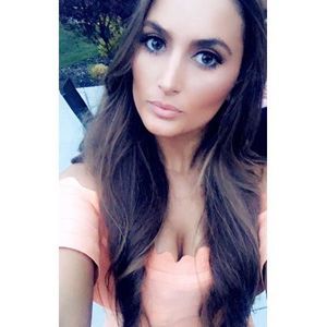 Meet your Posher, Jillian